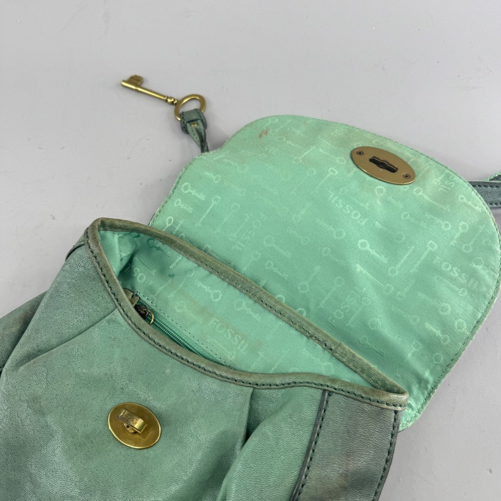 Fossil Women Lamb Leather Crossbody Bag Turnlock Key Charm Sage Green 7091 - Picture 5 of 11